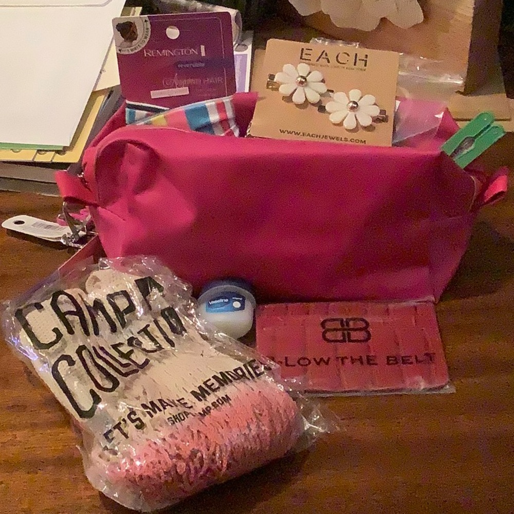 On the Go Travel Bag